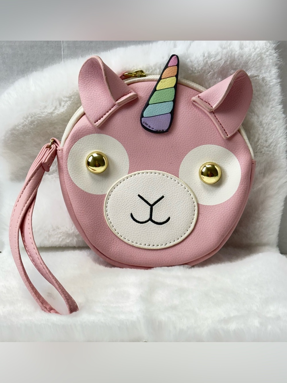 Luv Betsey by Betsey Johnson pink unicorn wristlet purse